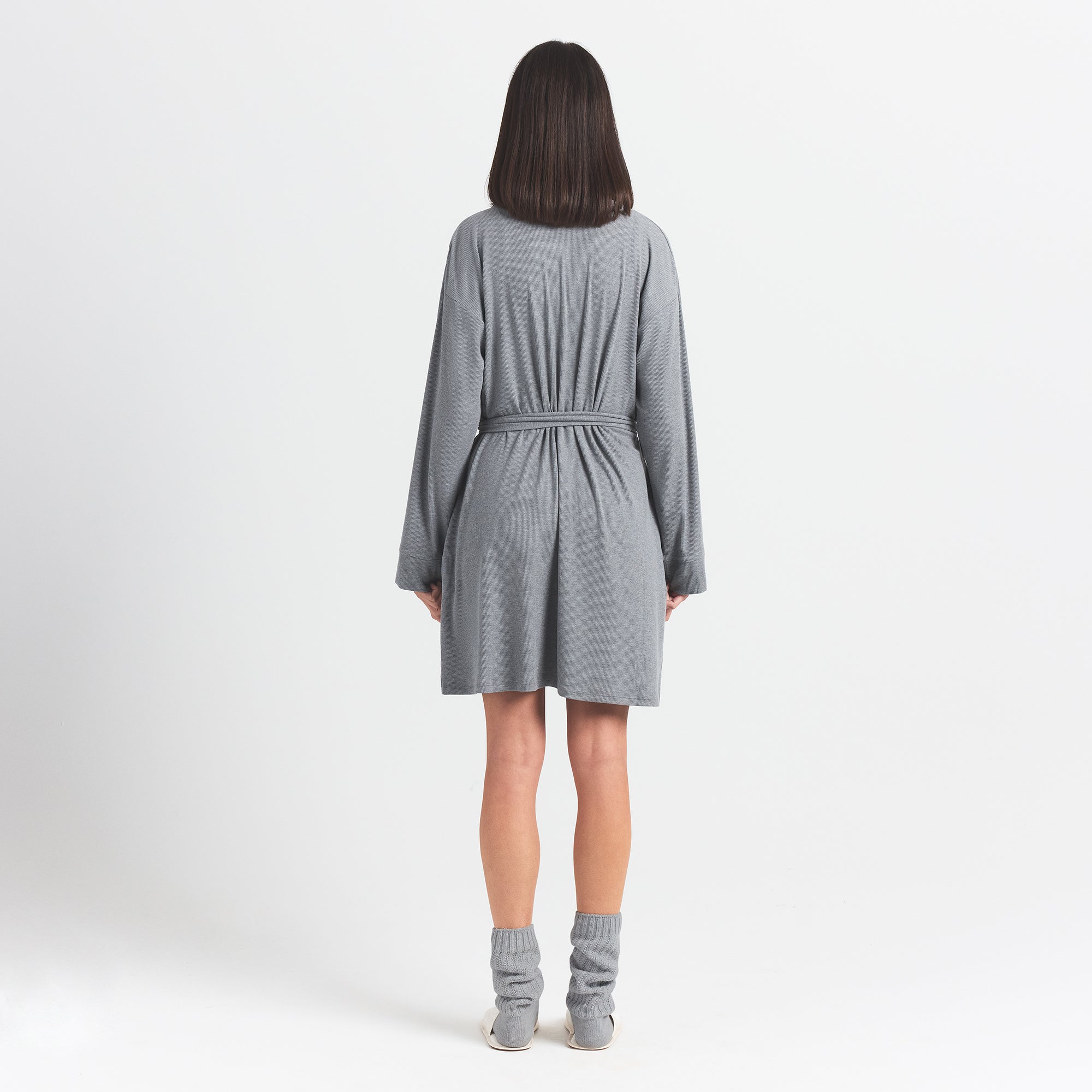 SOFT LOUNGE ROBE | HEATHER GREY ON A MODEL BACK VIEW @ | FOCUS: 0.0, 1.0, 0.9