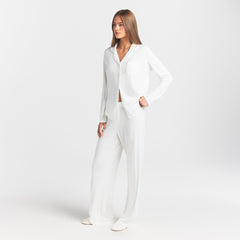 SOFT LOUNGE SLEEP SET | MARBLE ON A MODEL SIDE VIEW @ | FOCUS: 0.0, 1.0, 0.9