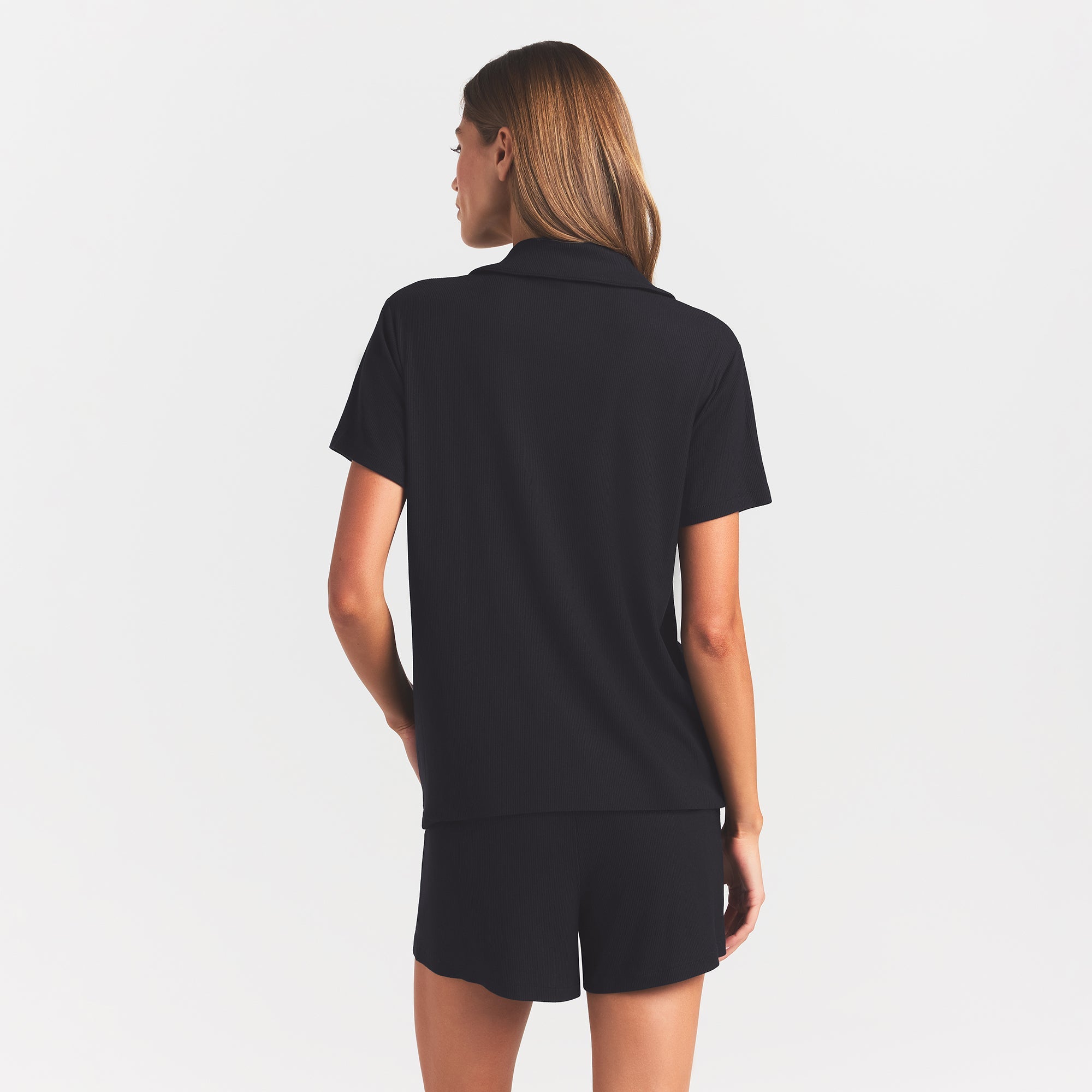 SOFT LOUNGE SHORT SLEEP SET | ONYX ON A MODEL BACK VIEW @ | FOCUS: 0.0, 1.0, 0.9