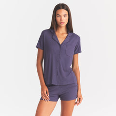 SOFT LOUNGE SHORT SLEEP SET | SLEET ON A MODEL FRONT VIEW@ | FOCUS: 0.0, 1.0, 0.9