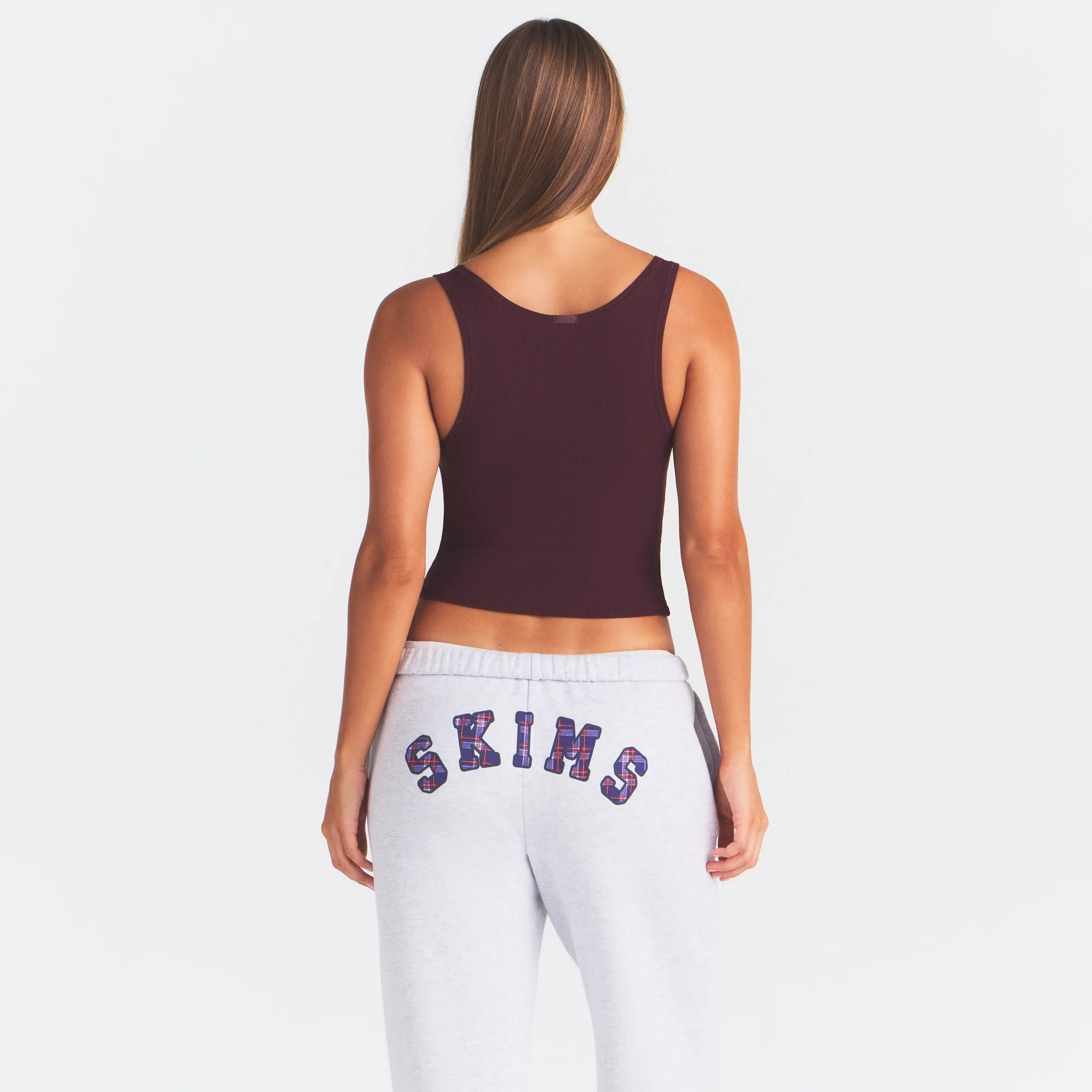 COTTON RIB TANK | CURRANT ON A MODEL BACK VIEW @ | FOCUS: 0.0, 1.0, 0.9