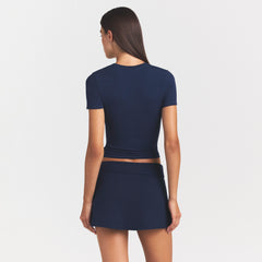 COTTON JERSEY T-SHIRT | NAVY ON A MODEL SIDE VIEW @ | FOCUS: 0.0, 1.0, 0.9
