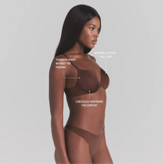 SKIMS ULTIMATE TEARDROP T-SHIRT BRA | COCOA ON A MODEL FRONT VIEW @ | FOCUS: 0.0, 1.0, 0.9