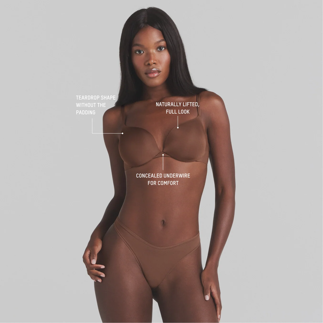 SKIMS ULTIMATE TEARDROP T-SHIRT BRA | JASPER ON A MODEL SIDE VIEW @ | FOCUS: 0.0, 1.0, 0.9