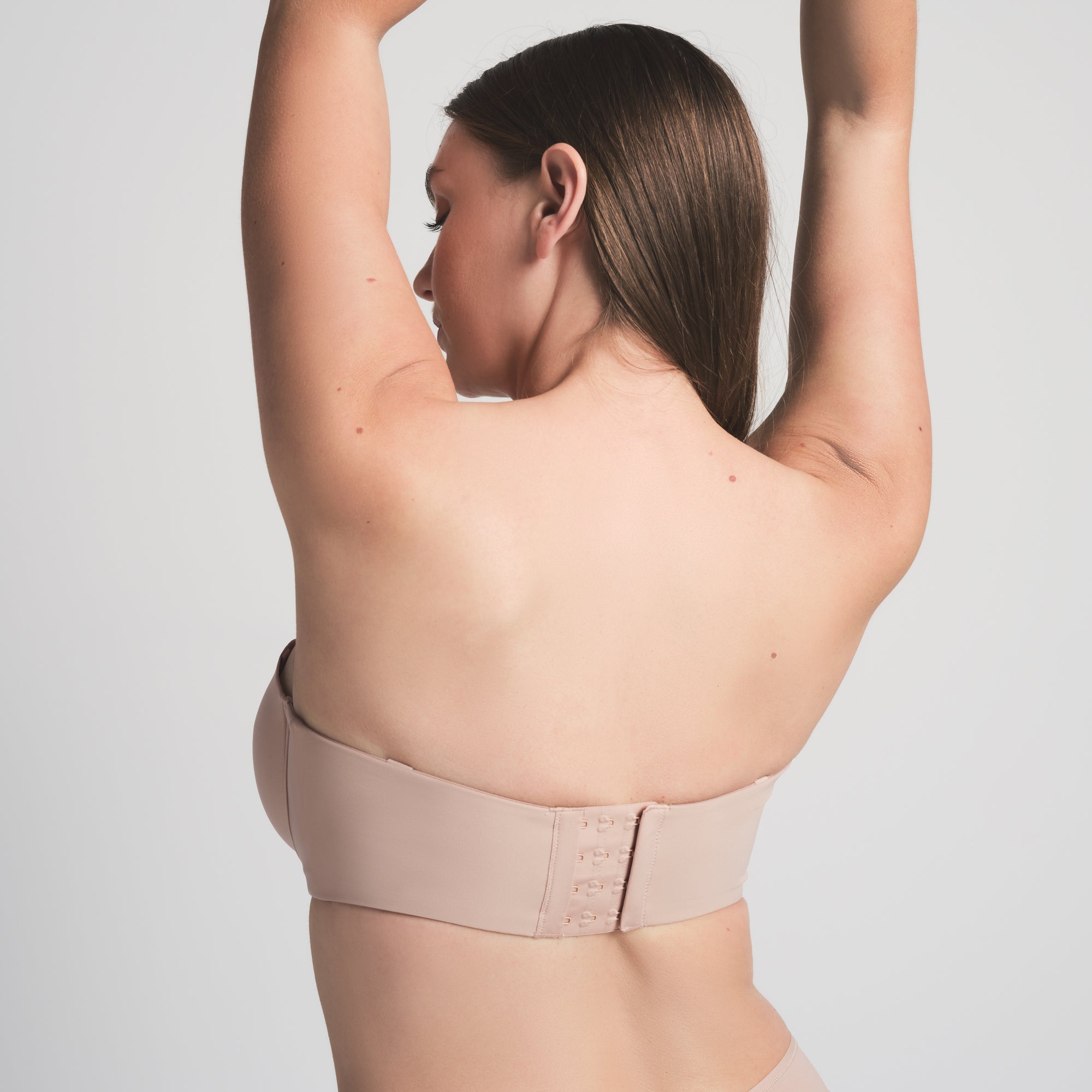 FITS EVERYBODY STRAPLESS BRA MICA ADDITIONAL FABRIC DETAILS