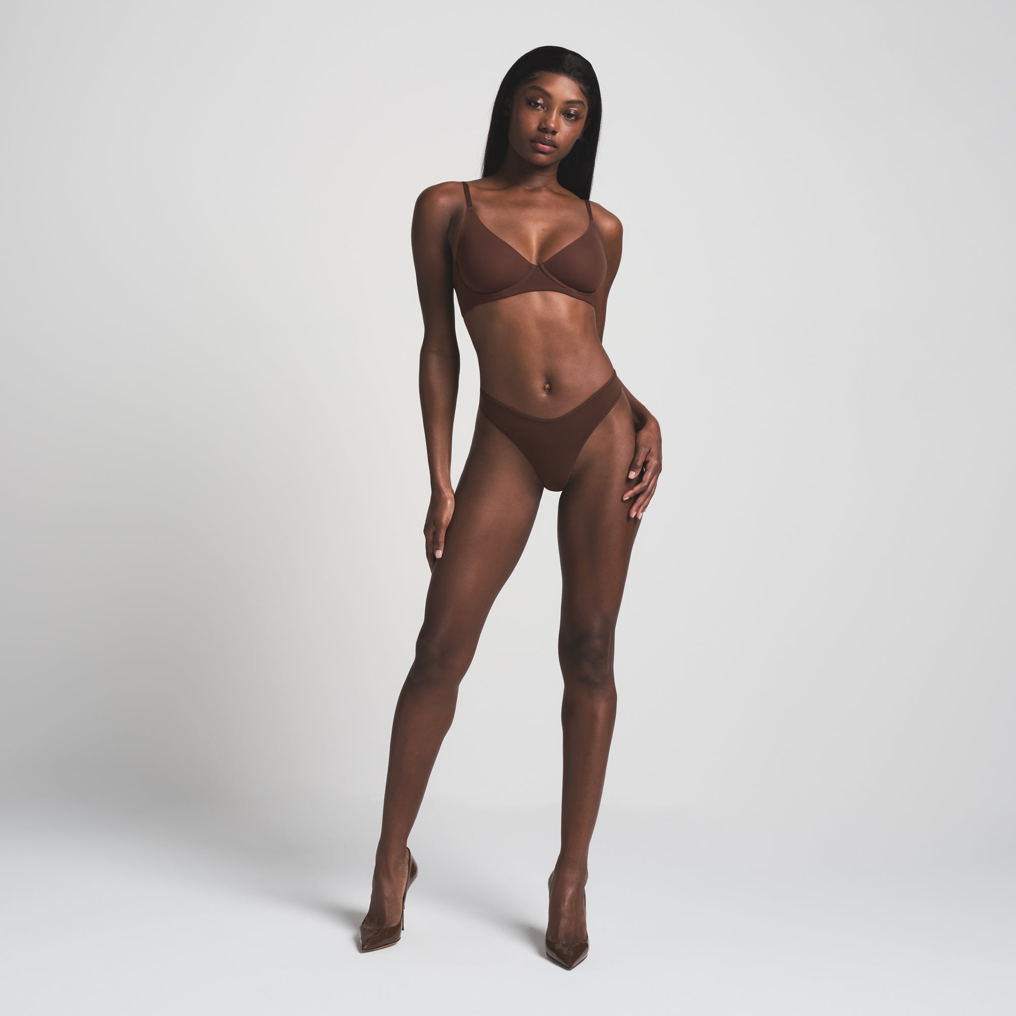 FITS EVERYBODY UNLINED DEMI BRA | COCOA ON A MODEL FRONT VIEW | FOCUS: 0.0, 1.0, 0.9