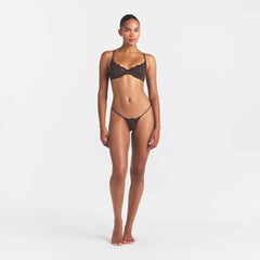 FITS EVERYBODY LACE UNLINED SCOOP BRA | ESPRESSO ON A MODEL FRONT VIEW @ | FOCUS: 0.0, 1.0, 0.9