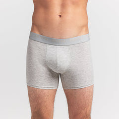SKIMS STRETCH MENS 3" BOXER BRIEF 3-PACK | RAVEN MULTI ON A MODEL FRONT VIEW @ | FOCUS: 0.0, 1.0, 0.9
