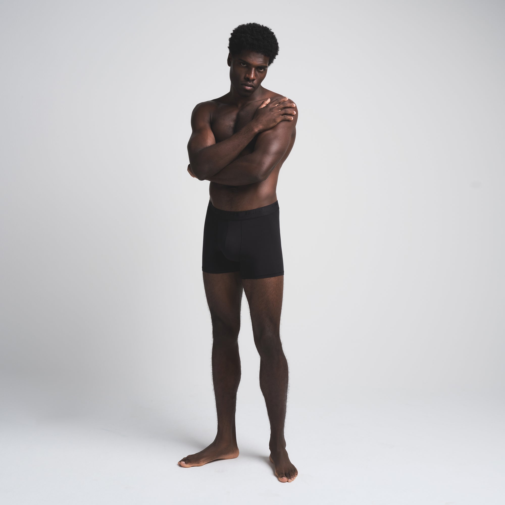 SKIMS STRETCH MENS 3" BOXER BRIEF 5-PACK | OBSIDIAN ON A MODEL FRONT VIEW | FOCUS: 0.0, 1.0, 0.9 | FOCUS: 0.0, 1.0, 0.9