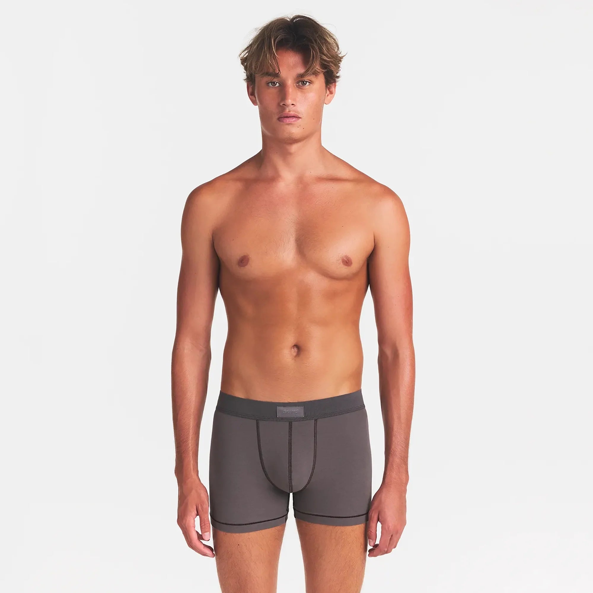 SKIMS COTTON MENS 3" BOXER BRIEF 5-PACK | ATMOSPHERE MULTI ON A MODEL FRONT VIEW