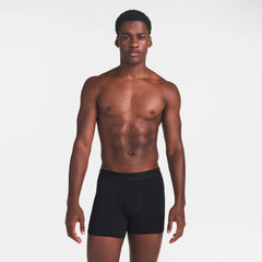 SKIMS STRETCH MENS 3" BOXER BRIEF | OBSIDIAN ON A MODEL FRONT VIEW