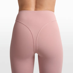 NikeSKIMS MATTE V-LINE 26" LEGGING | HIMALAYAN ON A MODEL FRONT VIEW @ | FOCUS: 0.0, 1.0, 0.9