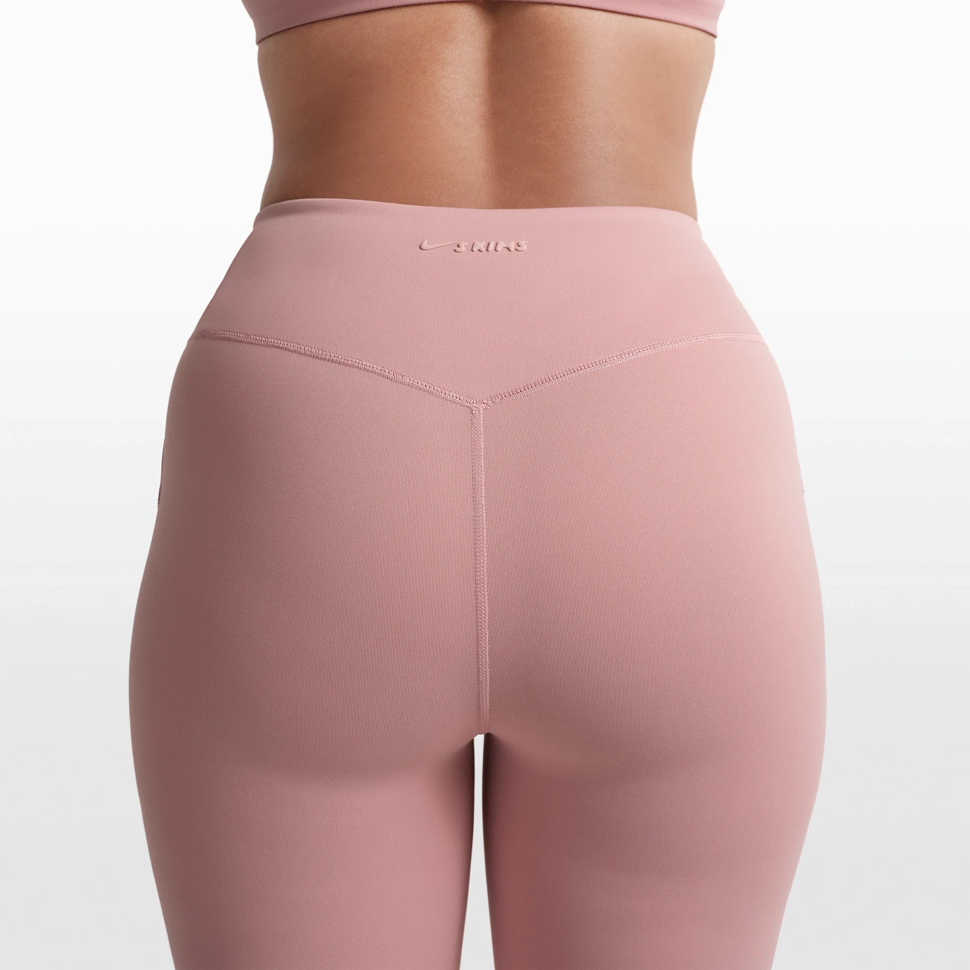 NikeSKIMS MATTE 29" LEGGING | HIMALAYAN ON A MODEL FRONT VIEW @ | FOCUS: 0.0, 1.0, 0.9