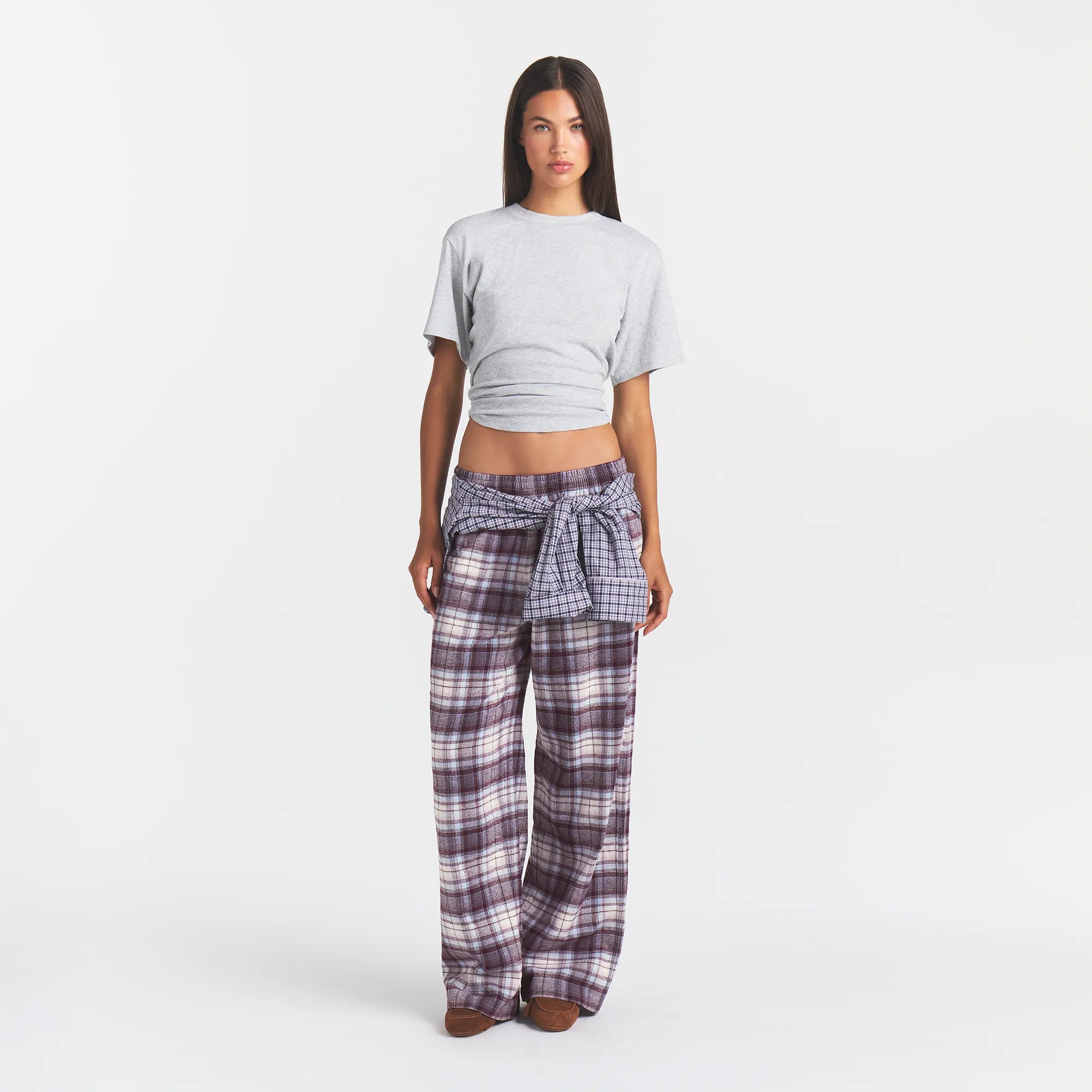 FLANNEL SLEEP OVERSIZED PANT | IRIS MICA PLAID ON A MODEL | FOCUS: 0.0, 1.0, 0.9