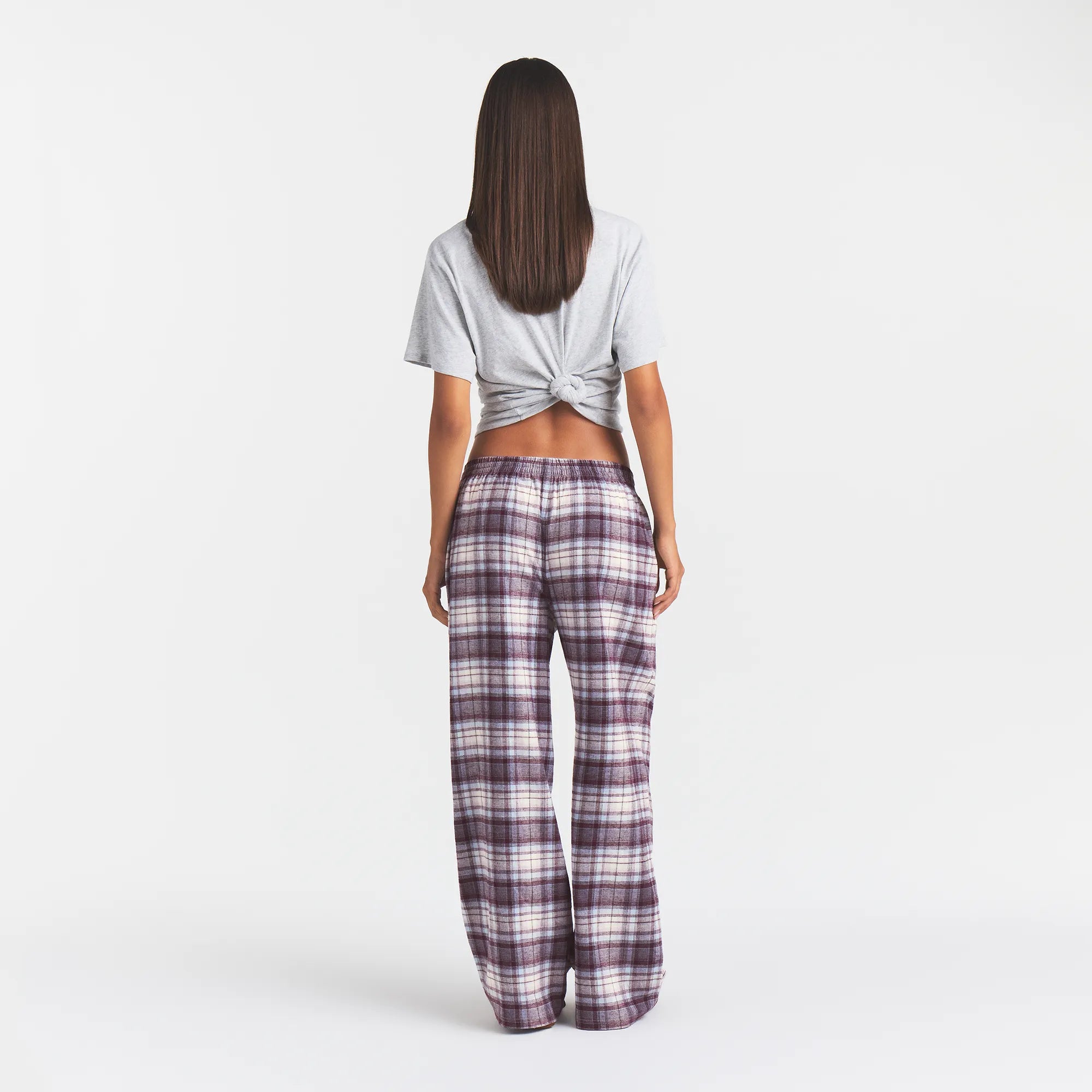 FLANNEL SLEEP OVERSIZED PANT | IRIS MICA PLAID ON A MODEL | FOCUS: 0.0, 1.0, 0.9