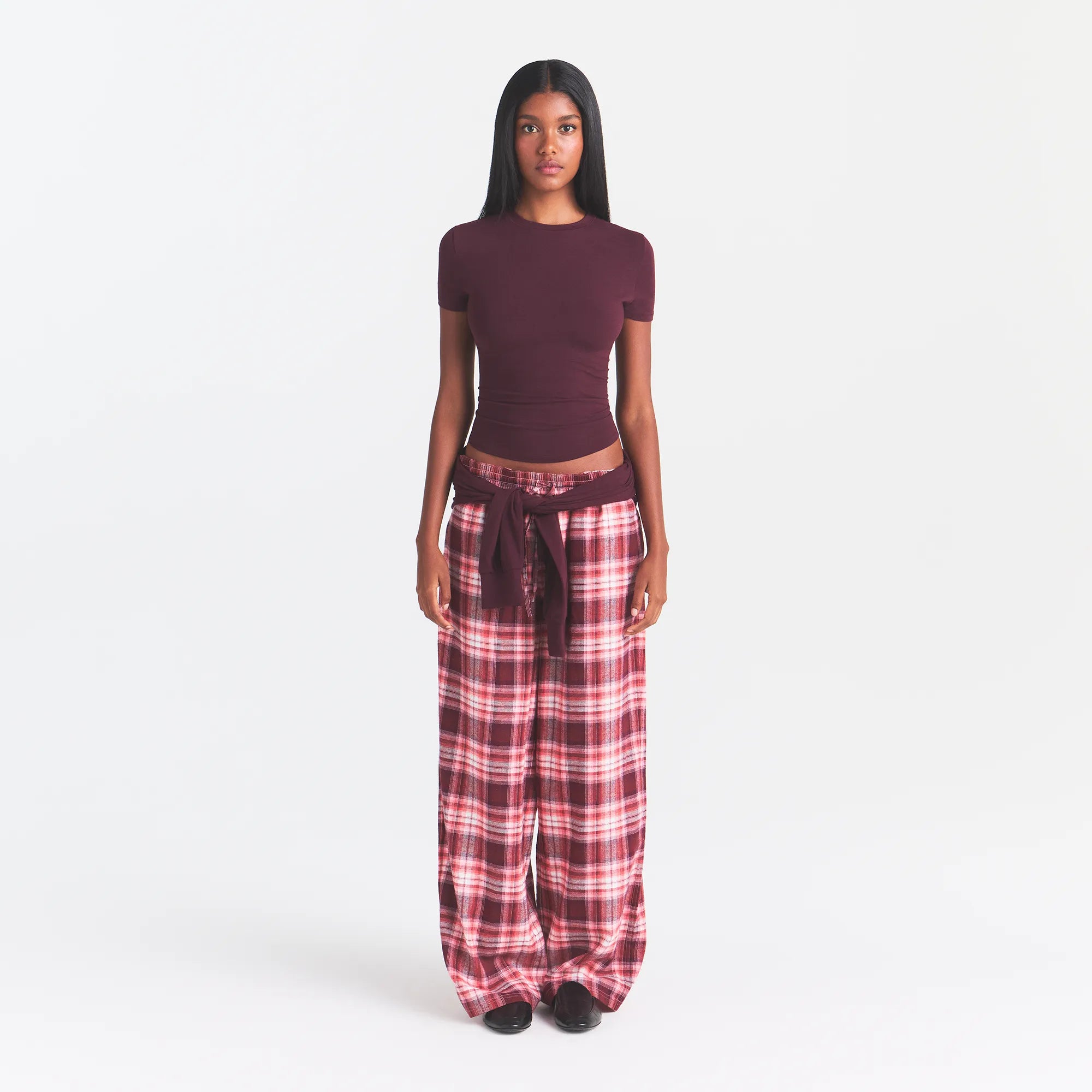 FLANNEL SLEEP OVERSIZED PANT | ULTRA PINK SANGRIA PLAID ON A MODEL | FOCUS: 0.0, 1.0, 0.9