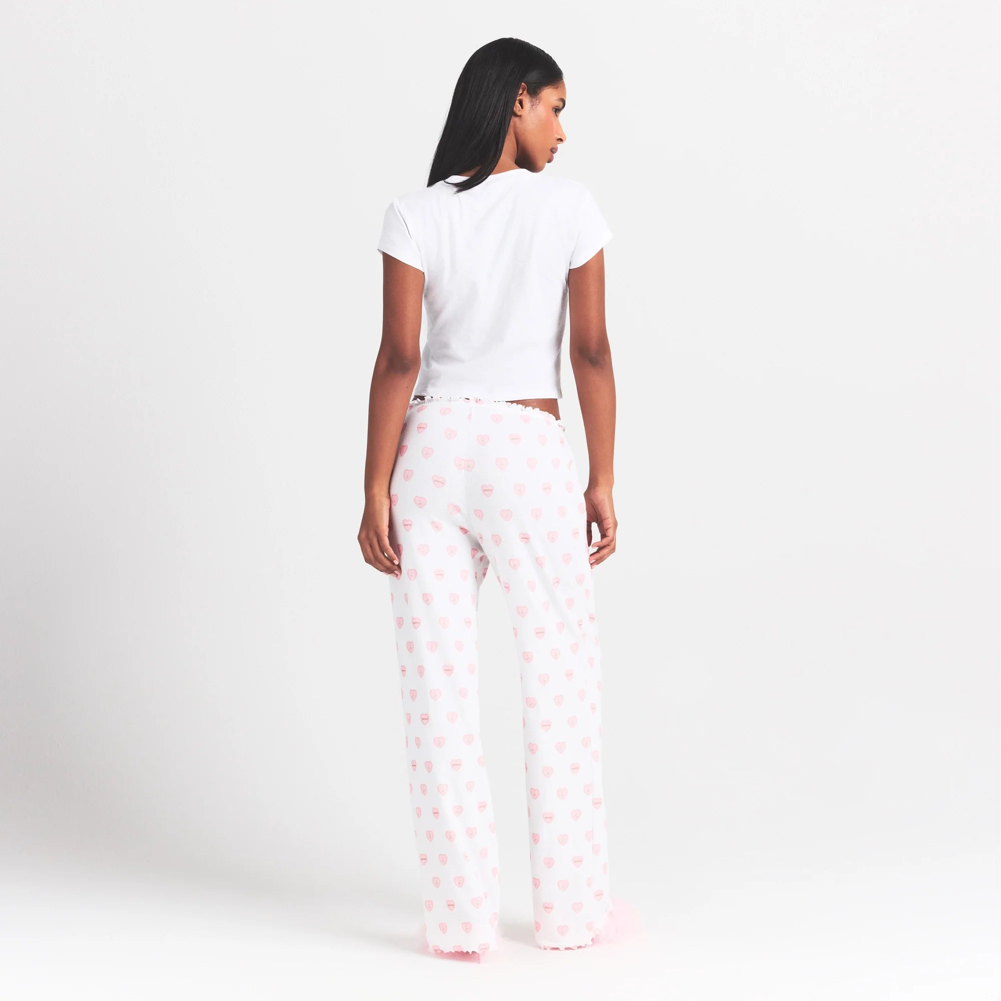 LOGO POINTELLE STRAIGHT LEG PANT | SNOW LACE HEARTS ON A MODEL FRONT VIEW @ | FOCUS: 0.0, 1.0, 0.9