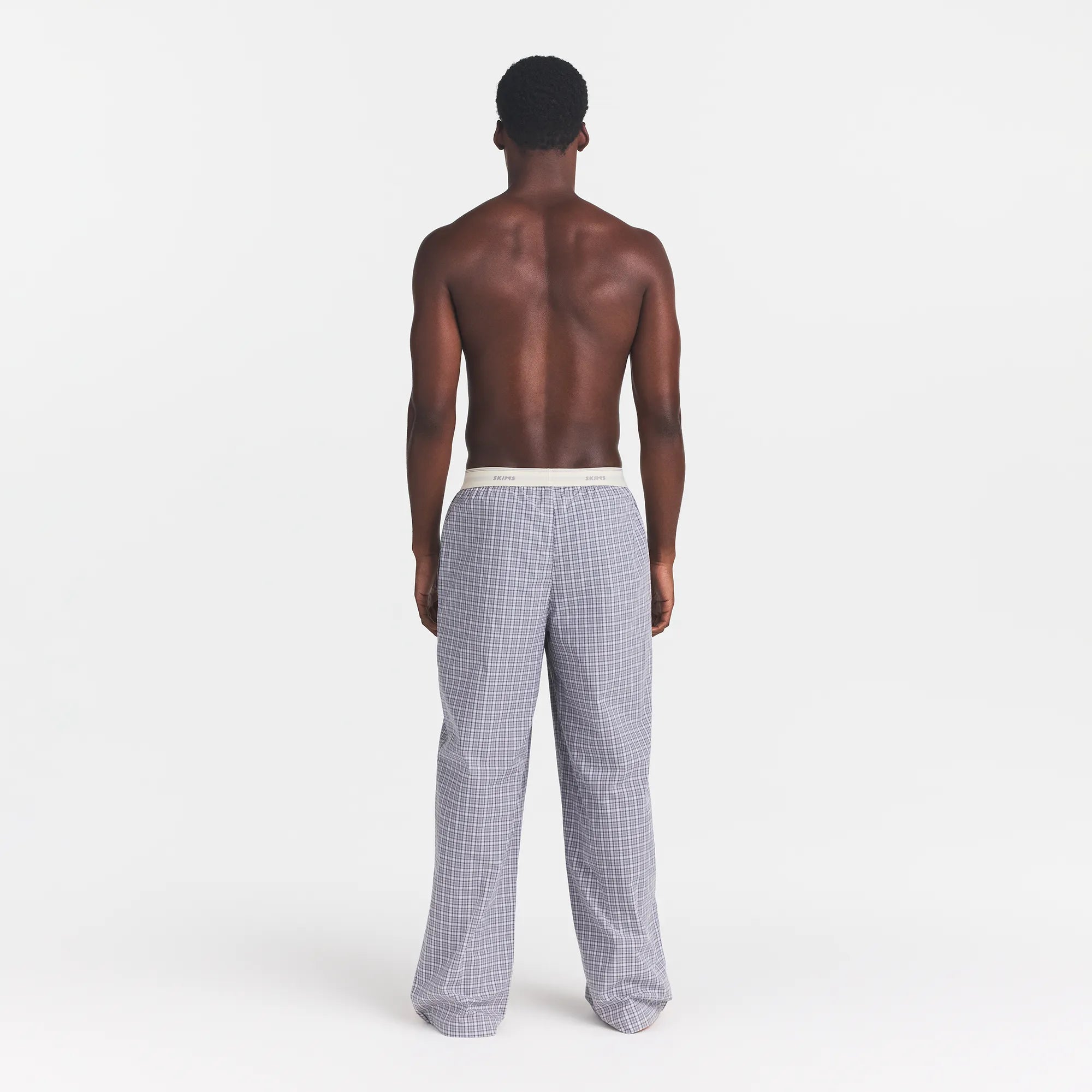 COTTON POPLIN MENS LOGO BAND SLEEP PANT | FULL MOON CHECK ON A MODEL BACK VIEW @ | FOCUS: 0.0, 1.0, 0.9