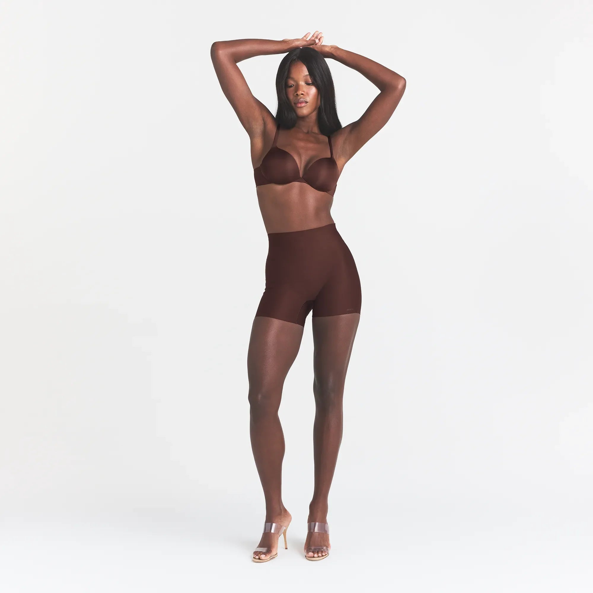 SKIMS BODY CORE SCULPT SHORTIE | COCOA ON A MODEL FRONT VIEW @