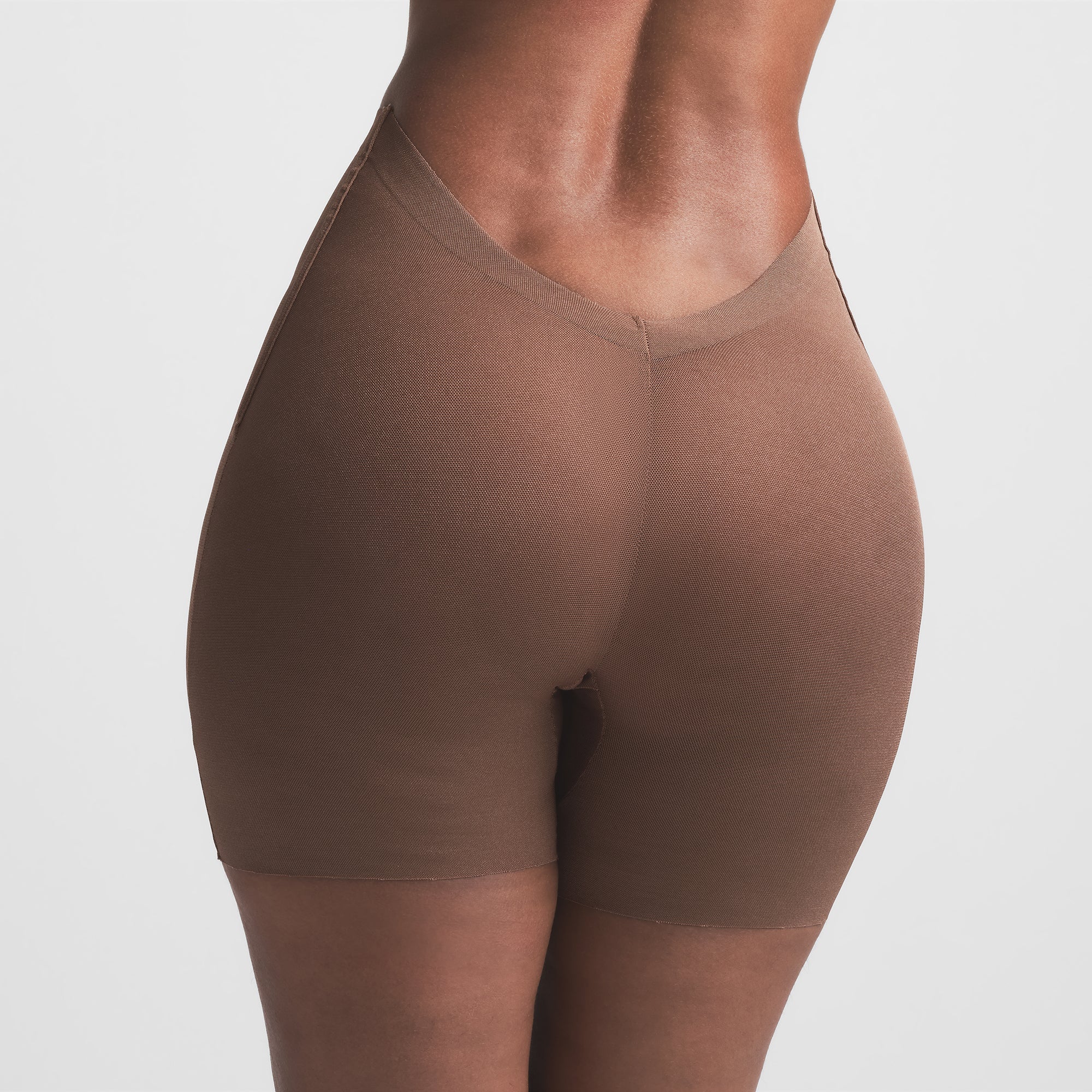 SHEER SCULPT LOW BACK SHORT | JASPER ON A MODEL BACK VIEW