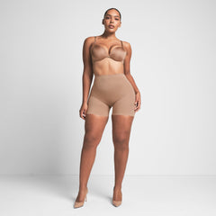 SHEER SCULPT LOW BACK SHORT | SIENNA ON A MODEL FRONT VIEW