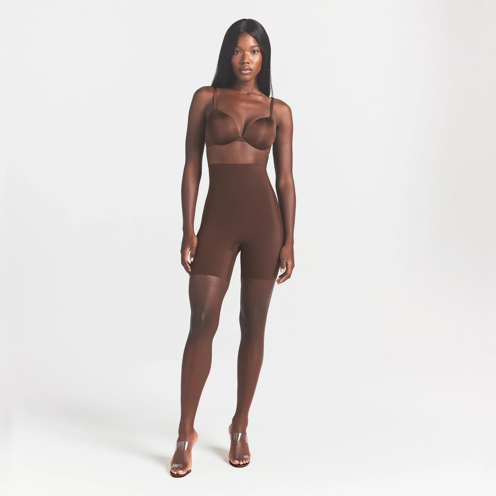 COOL SHAPEWEAR HIGH-WAISTED SHORT | COCOA ON A MODEL FRONT VIEW @ | FOCUS: 0.0, 1.0, 0.9
