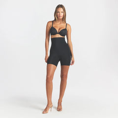 COOL SHAPEWEAR HIGH-WAISTED SHORT | ONYX ON A MODEL FRONT VIEW @ | FOCUS: 0.0, 1.0, 0.9