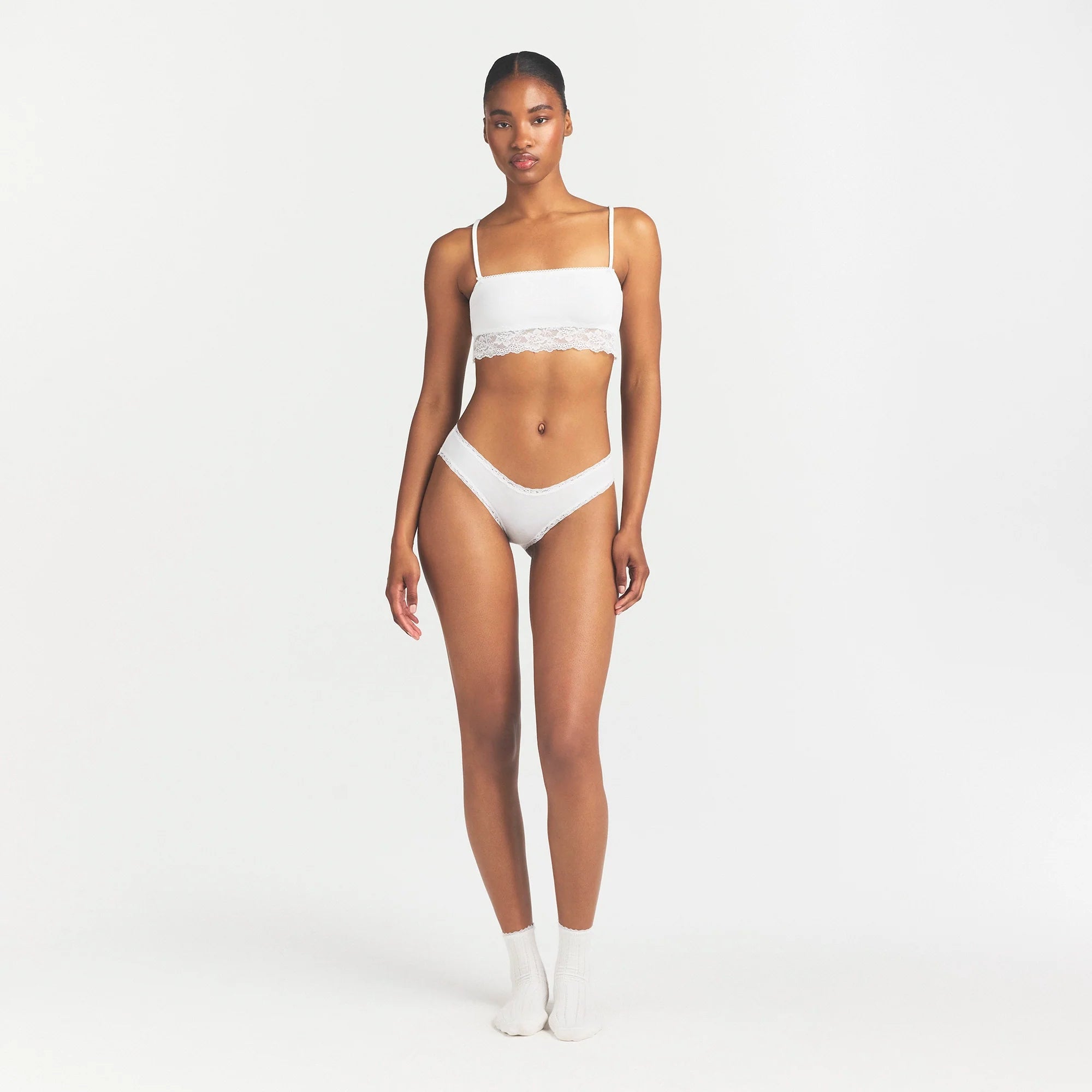 LIGHTWEIGHT COTTON LACE BRIEF | SNOW ON A MODEL FRONT VIEW @ | FOCUS: 0.0, 1.0, 0.9