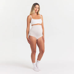 COTTON JERSEY MATERNITY HIGH-WAISTED BRIEF | MARBLE ON A MODEL FRONT VIEW @ | FOCUS: 0.0, 1.0, 0.9