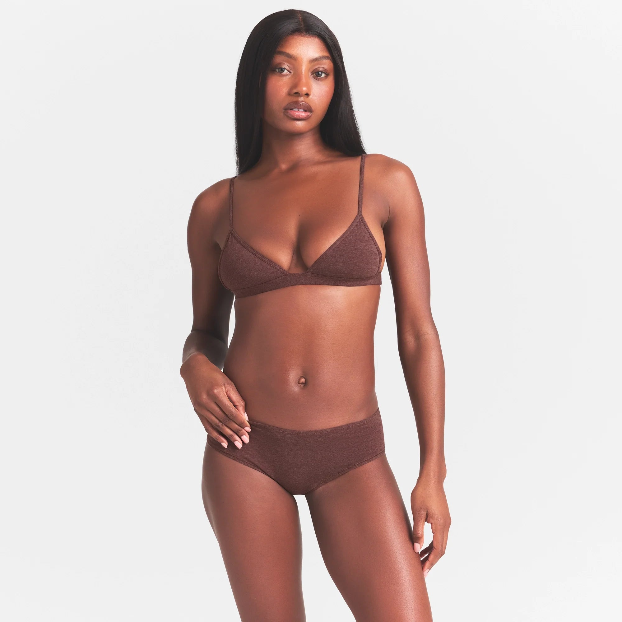 EVERYDAY COTTON TRIANGLE BRALETTE | COCOA HEATHER ON A MODEL SIDE  VIEW @ | FOCUS: 0.0, 1.0, 0.9
