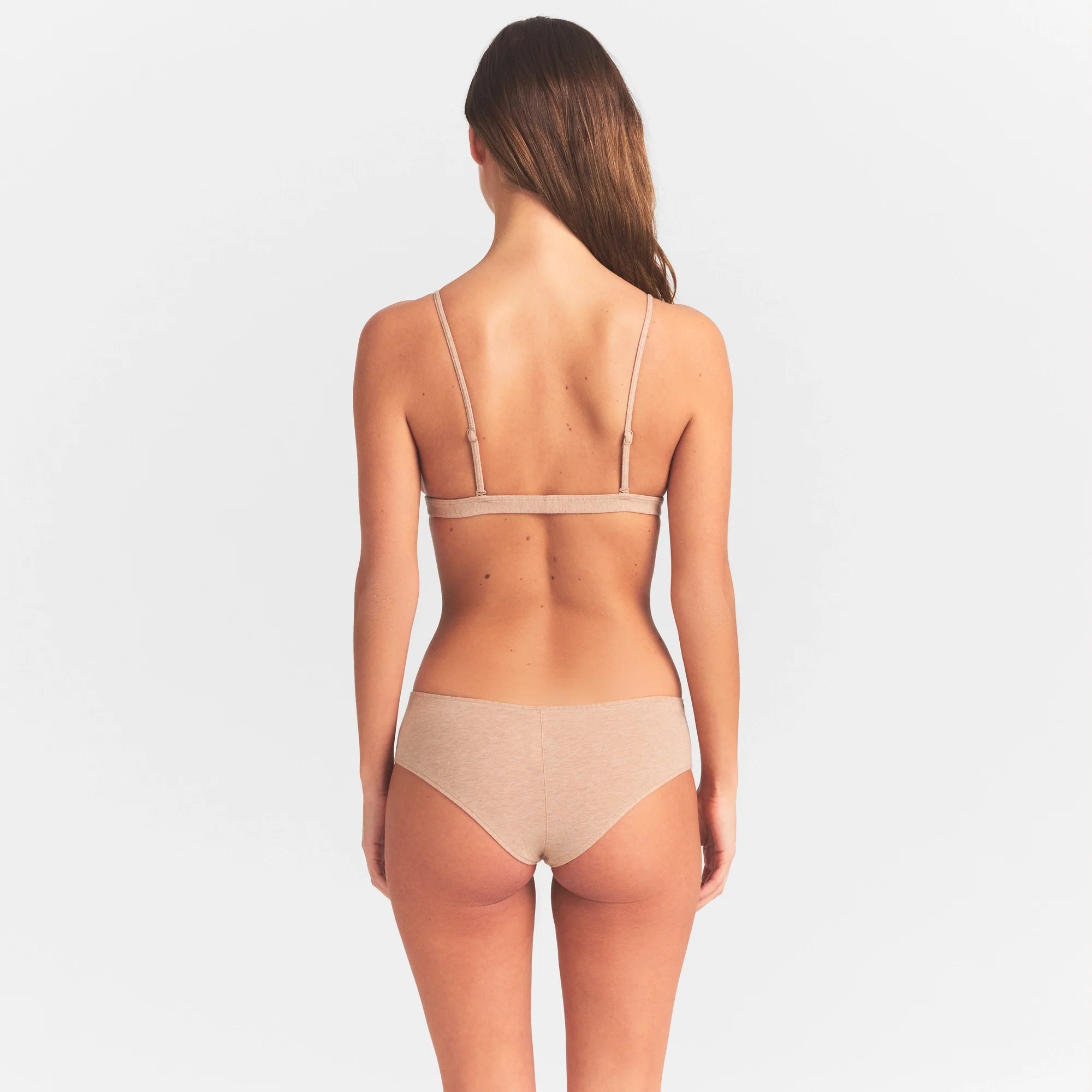 EVERYDAY COTTON TRIANGLE BRALETTE | CLAY HEATHER ON A MODEL SIDE  VIEW @ | FOCUS: 0.0, 1.0, 0.9