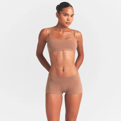 EVERYDAY COTTON SCOOP BRALETTE | SIENNA HEATHER ON A MODEL SIDE  VIEW @ | FOCUS: 0.0, 1.0, 0.9
