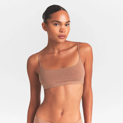EVERYDAY COTTON SCOOP BRALETTE | SIENNA HEATHER ON A MODEL SIDE  VIEW @ | FOCUS: 0.0, 1.0, 0.9