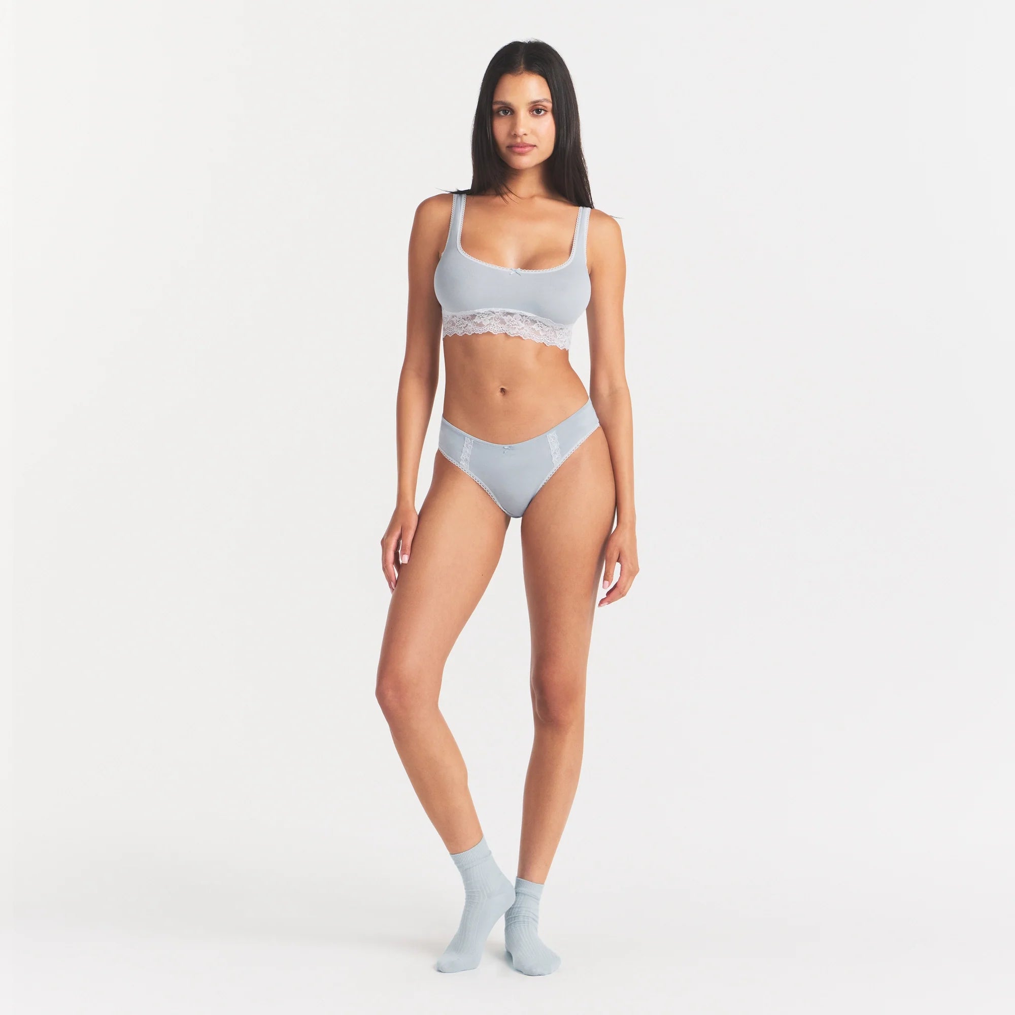 LIGHTWEIGHT COTTON LACE SCOOP BRALETTE | AIRSPACE ON A MODEL FRONT VIEW @ | FOCUS: 0.0, 1.0, 0.9