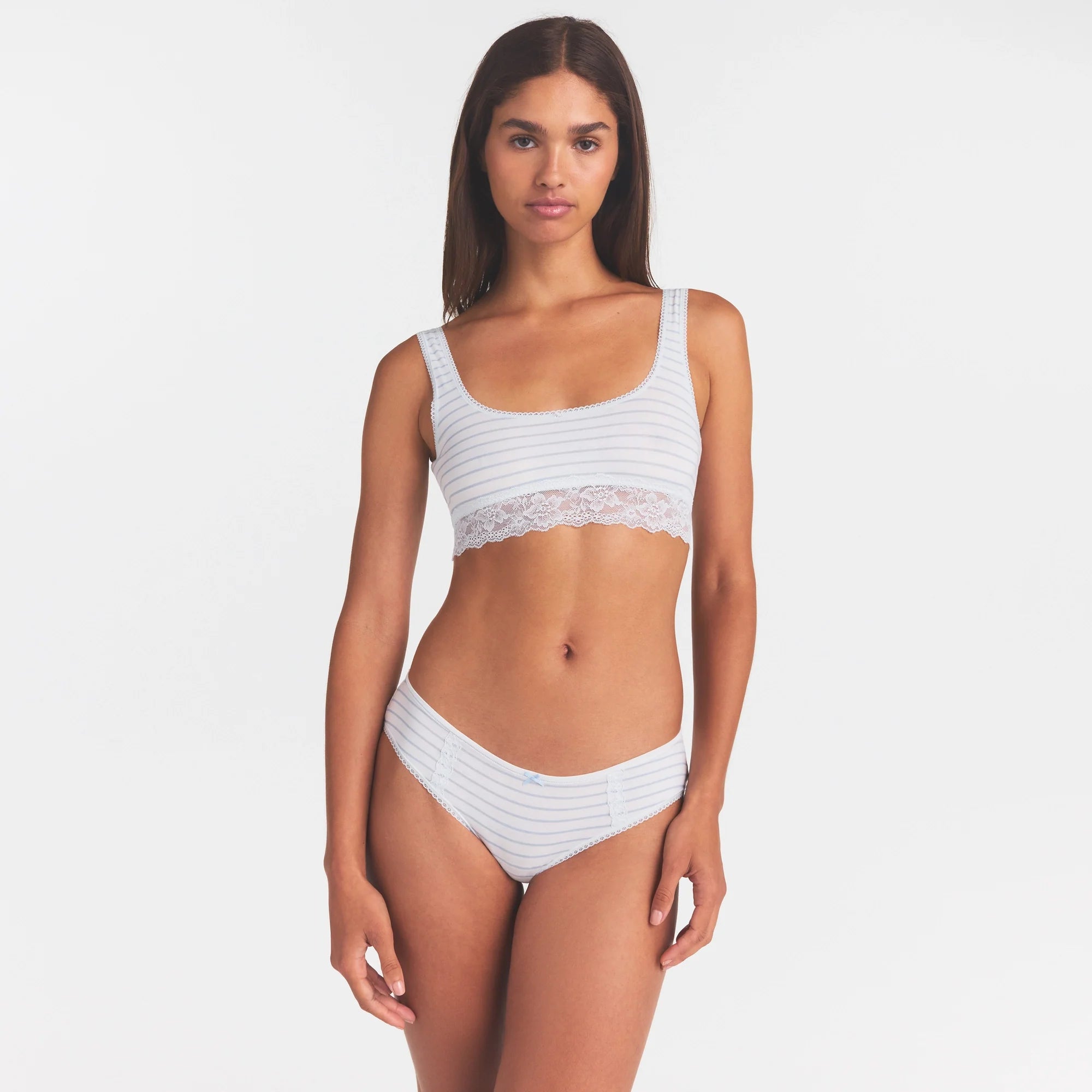 LIGHTWEIGHT COTTON LACE SCOOP BRALETTE | AIRSPACE LAGUNA STRIPE ON A MODEL SIDE VIEW @ | FOCUS: 0.0, 1.0, 0.9