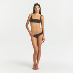RAW EDGE COTTON MICRO SCOOP BRALETTE | PHOENIX ON A MODEL FRONT VIEW @ | FOCUS: 0.0, 1.0, 0.9