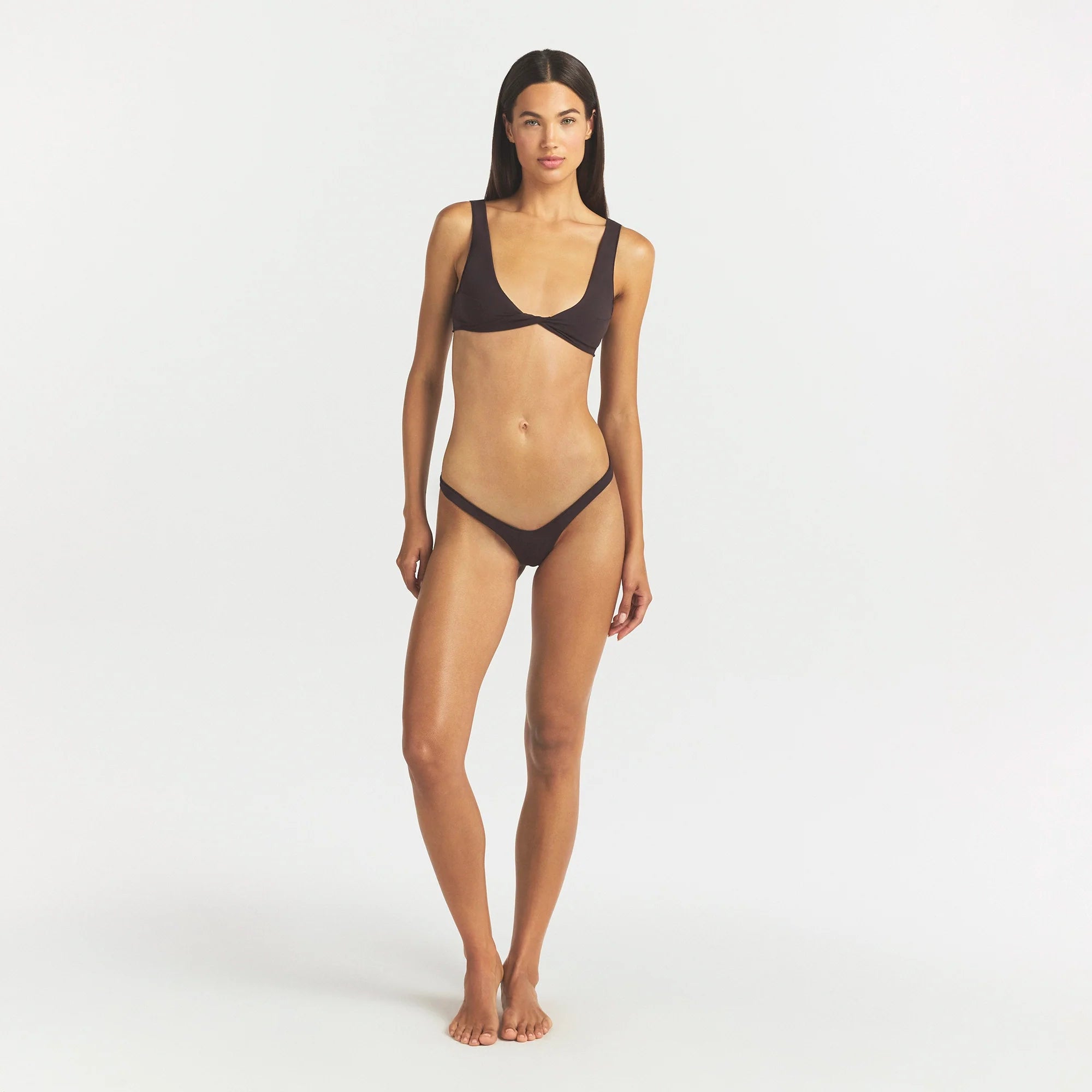 RAW EDGE COTTON MICRO PLUNGE BRALETTE | PHOENIX ON A MODEL FRONT VIEW @ | FOCUS: 0.0, 1.0, 0.9