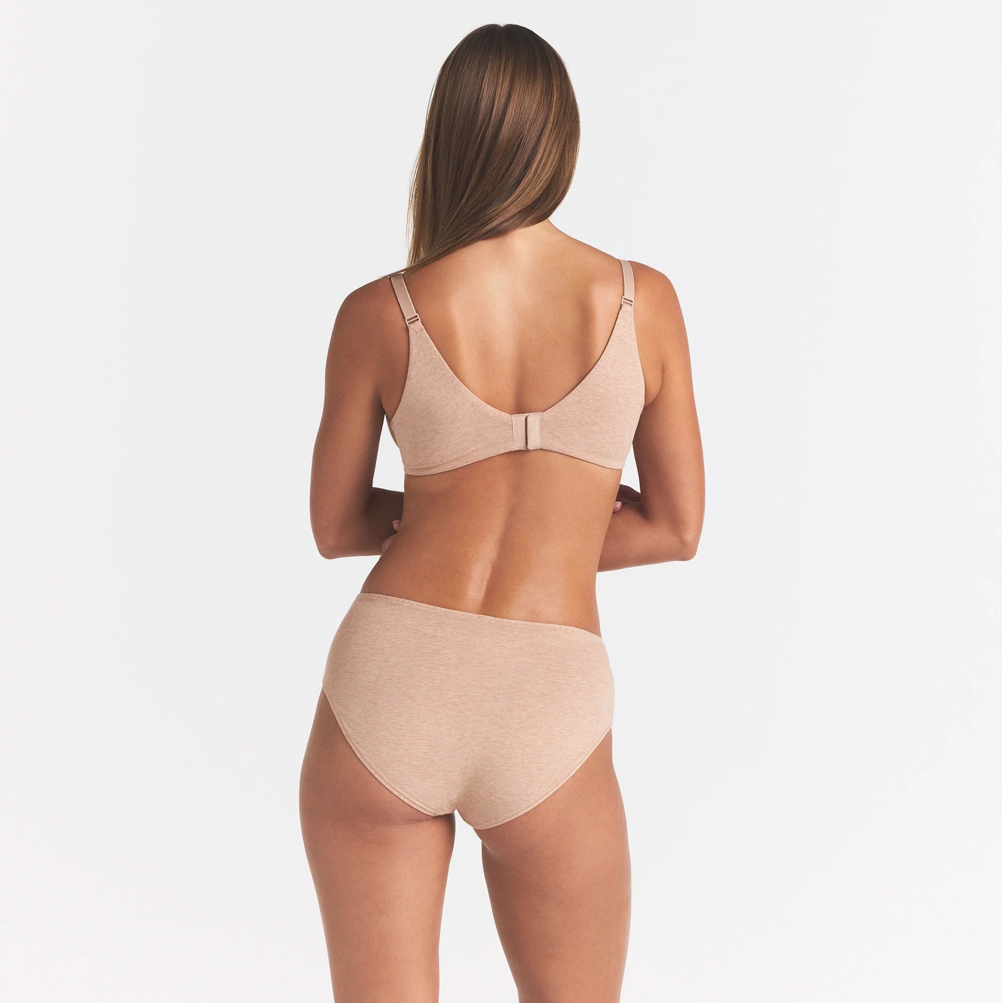 EVERYDAY COTTON FULL COVERAGE BRA | CLAY HEATHER ON A MODEL SIDE VIEW @ | FOCUS: 0.0, 1.0, 0.9