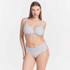 EVERYDAY COTTON FULL COVERAGE BRA | LIGHT HEATHER GREY ON A MODEL SIDE VIEW @ | FOCUS: 0.0, 1.0, 0.9