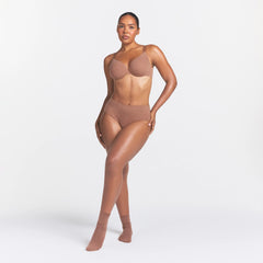 EVERYDAY COTTON FULL COVERAGE BRA | SIENNA HEATHER ON A MODEL FRONT VIEW @ | FOCUS: 0.0, 1.0, 0.9