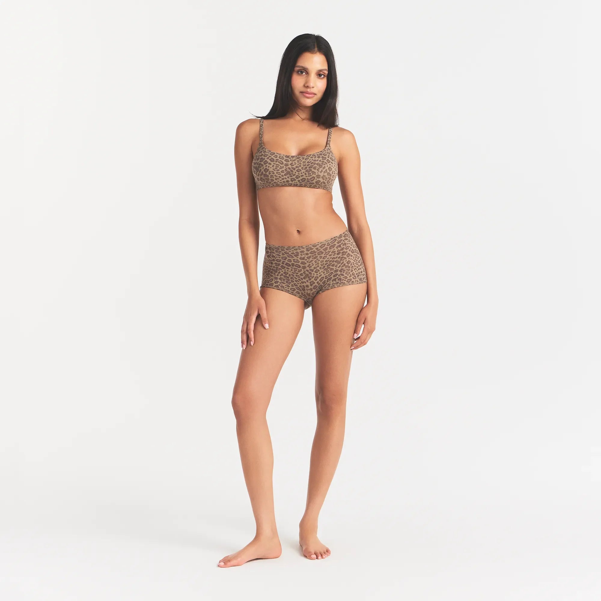 FITS EVERYBODY SCOOP BRALETTE | DESERT LEOPARD INK PRINT ON A MODEL FRONT VIEW @ | FOCUS: 0.0, 1.0, 0.9