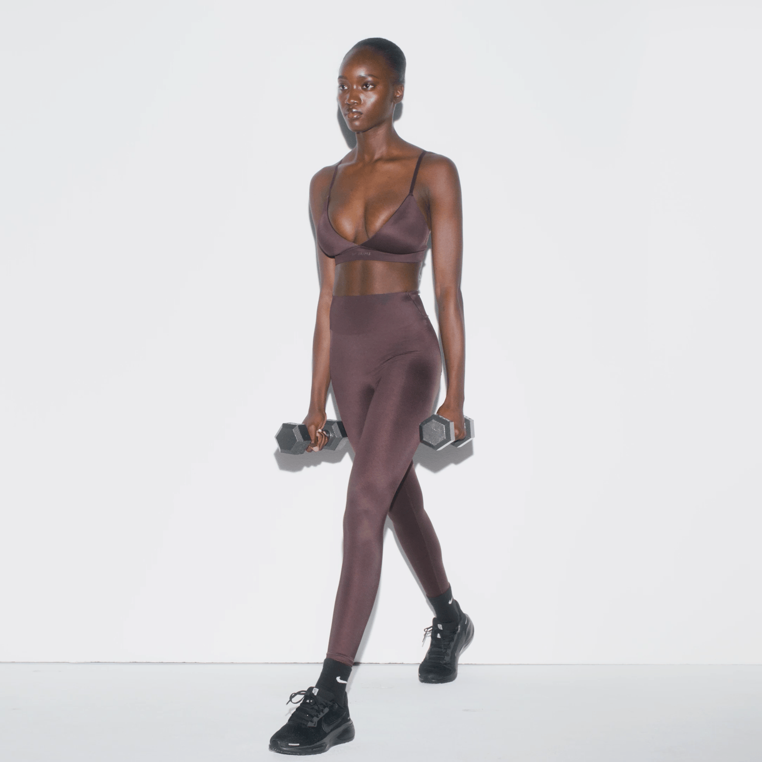 NikeSKIMS SHINE TRIANGLE BRA | CURRANT