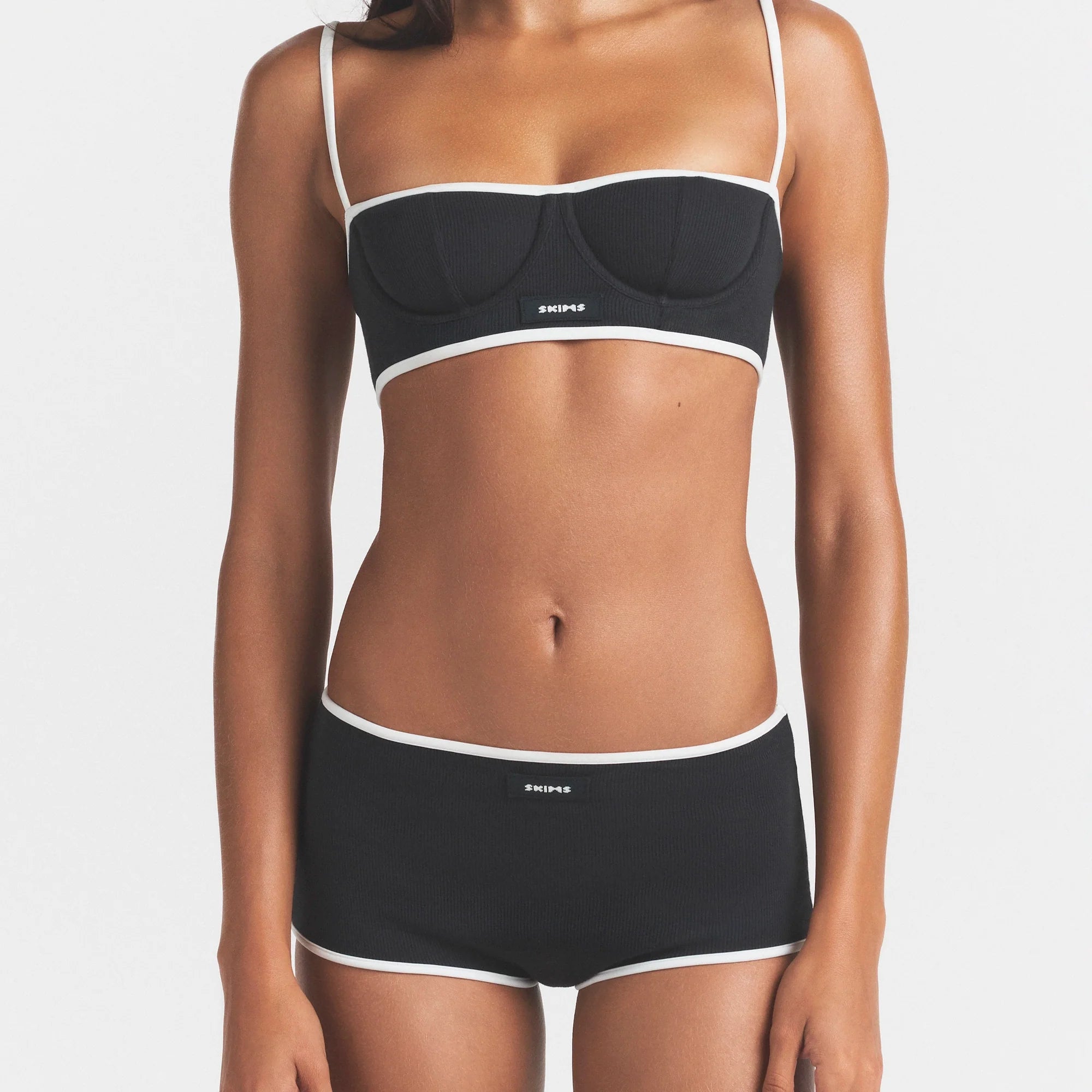 COTTON RIB BALCONETTE BRA | SOOT CONTRAST & LAYS FLAT ON A WHITE BACKGROUND | FLT @ | FOCUS: 0.0, 1.0, 0.9