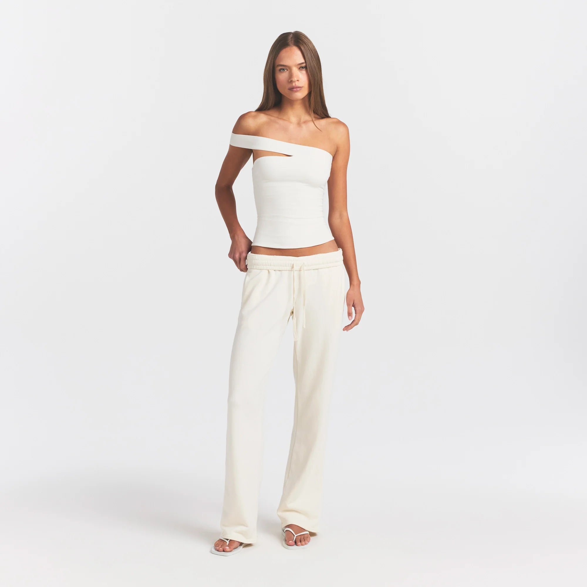 FRENCH TERRY STRAIGHT LEG PANT | ECRU ON A MODEL FRONT VIEW @ | FOCUS: 0.0, 1.0, 0.9