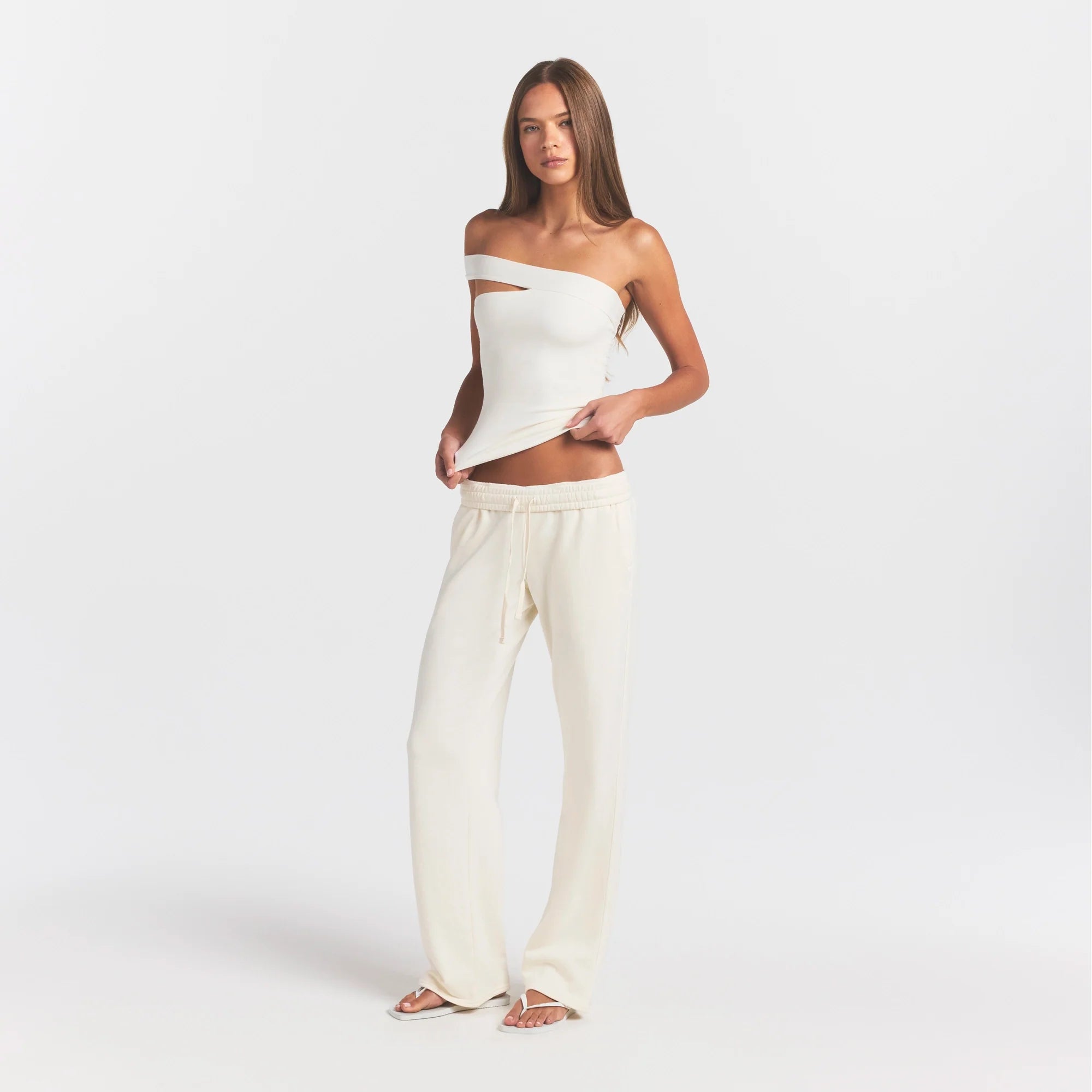FRENCH TERRY STRAIGHT LEG PANT | ECRU ON A MODEL FRONT VIEW @ | FOCUS: 0.0, 1.0, 0.9