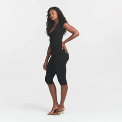 REFINED KNIT CAPRI | OBSIDIAN ON A MODEL FRONT VIEW @ | FOCUS: 0.0, 1.0, 0.9