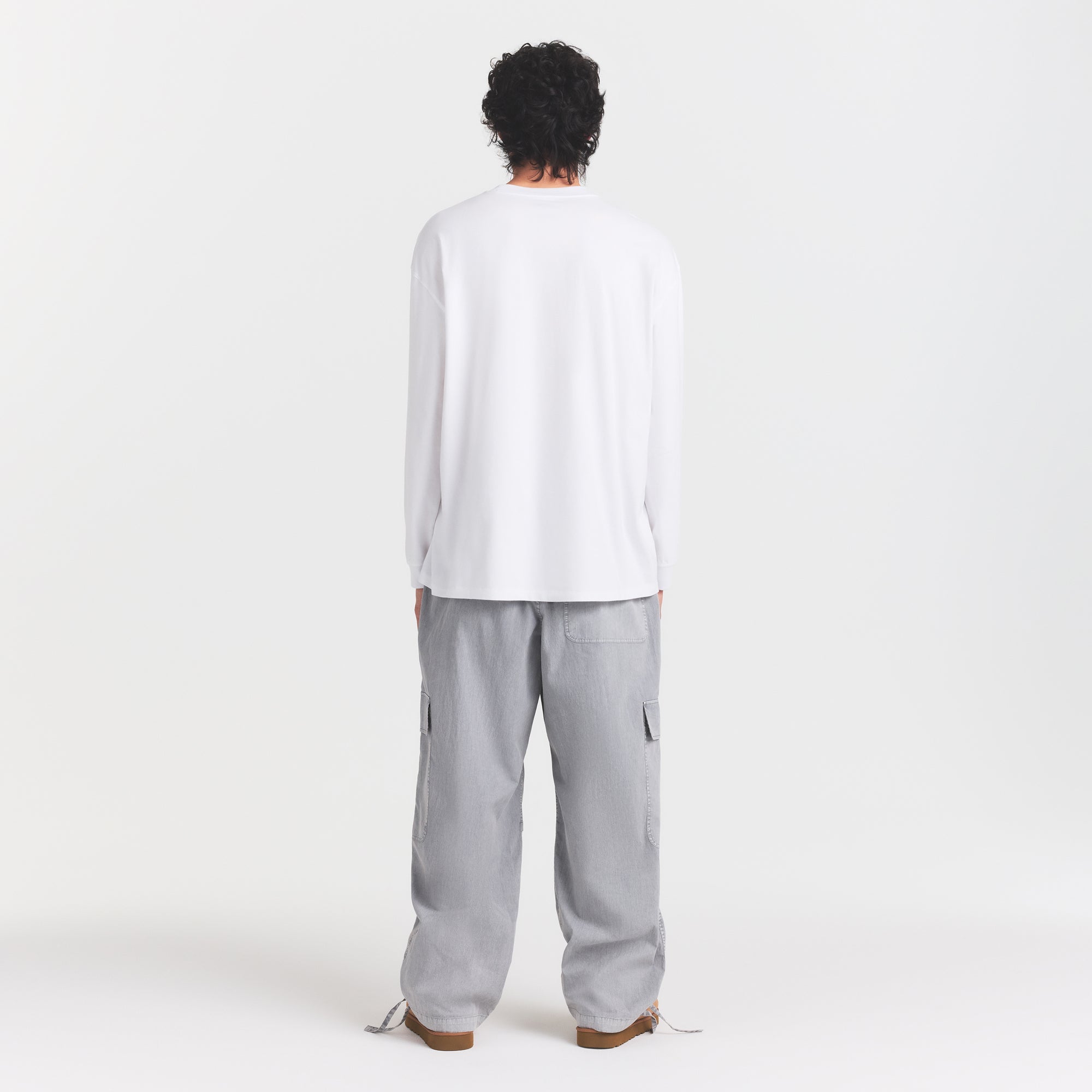 WOVEN MENS CARGO PANT | PACIFIC ON A MODEL FRONT VIEW @ | FOCUS: 0.0, 1.0, 0.9