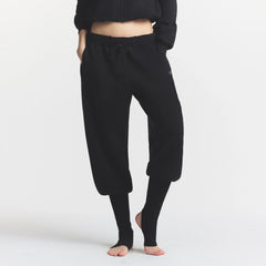 COTTON FLEECE JOGGER WITH RIB GAITERS | ONYX ON A MODEL SIDE VIEW @ | FOCUS: 0.0, 1.0, 0.9