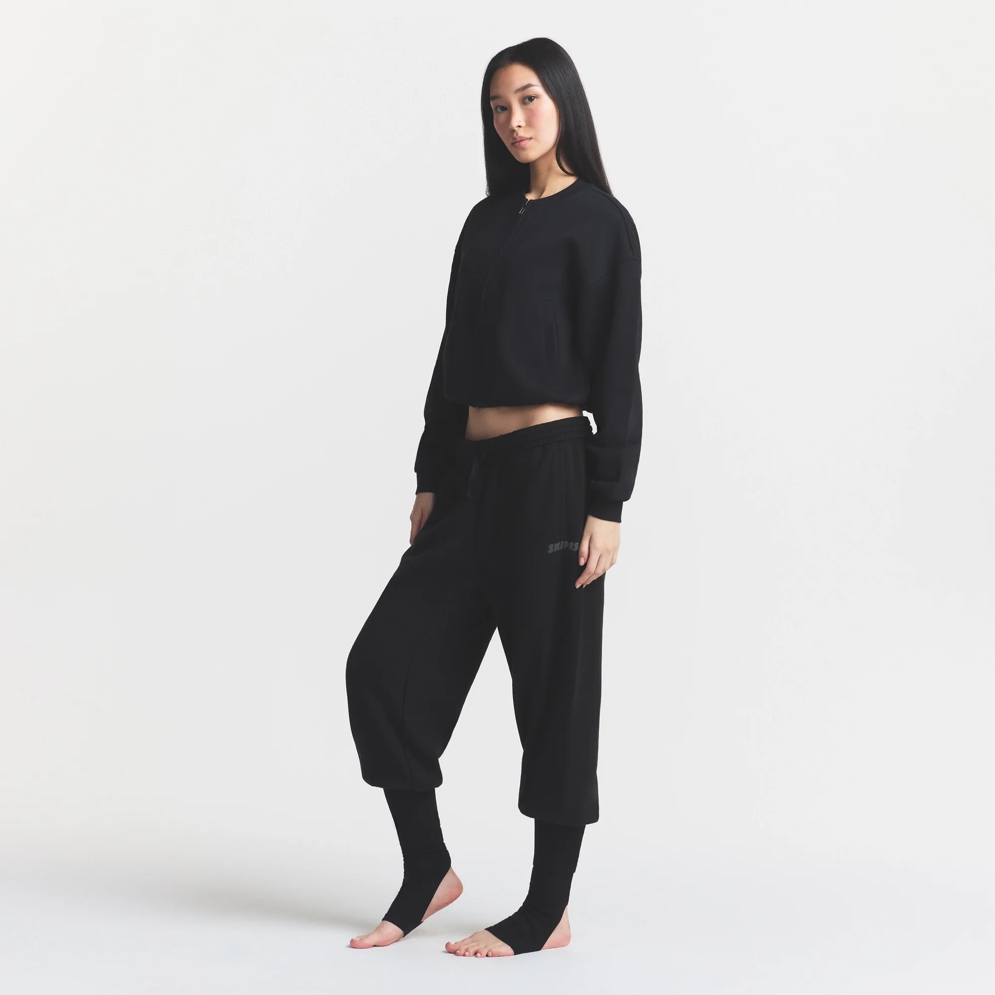 COTTON FLEECE JOGGER WITH RIB GAITERS | ONYX ON A MODEL FRONT VIEW @ | FOCUS: 0.0, 1.0, 0.9