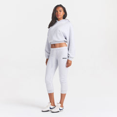 COTTON FLEECE LEGGING | LIGHT HEATHER GREY ON A MODEL FRONT VIEW @ | FOCUS: 0.0, 1.0, 0.9